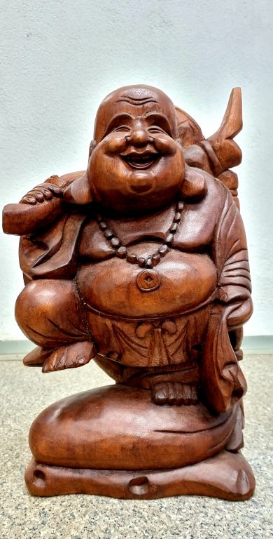 Dřevěná socha Buddha 40 cm